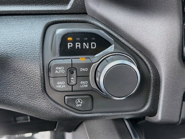 2027 RAM 1500 Big Horn/Lone Star