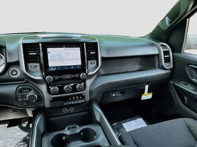 2027 RAM 1500 Big Horn/Lone Star