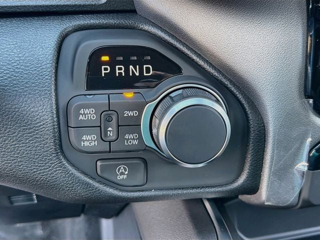 2027 RAM 1500 Big Horn/Lone Star