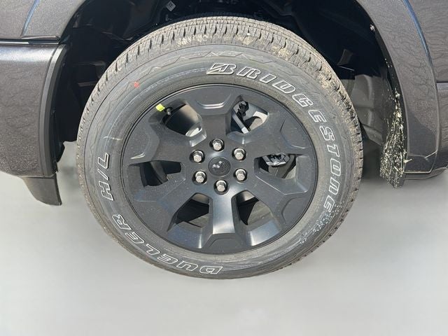 2027 RAM 1500 Big Horn/Lone Star