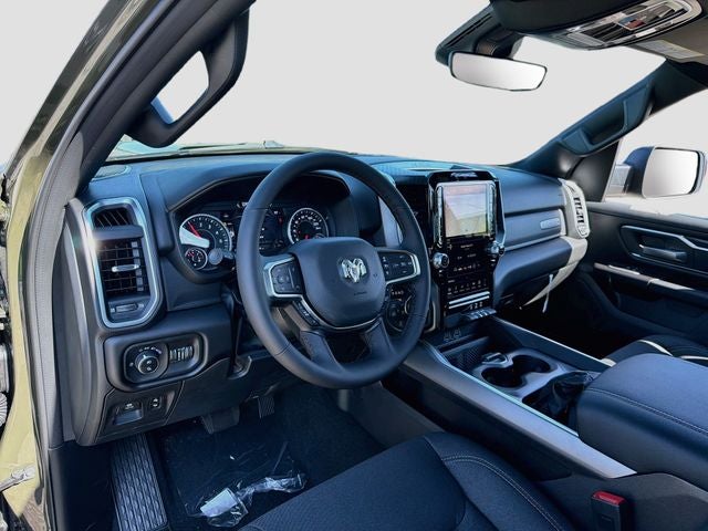 2027 RAM 1500 Big Horn/Lone Star