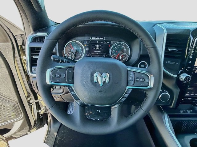 2027 RAM 1500 Big Horn/Lone Star