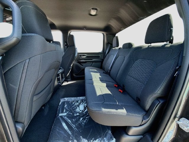 2027 RAM 1500 Big Horn/Lone Star