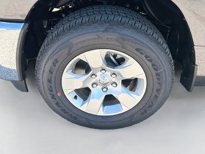 2027 RAM 1500 Big Horn/Lone Star
