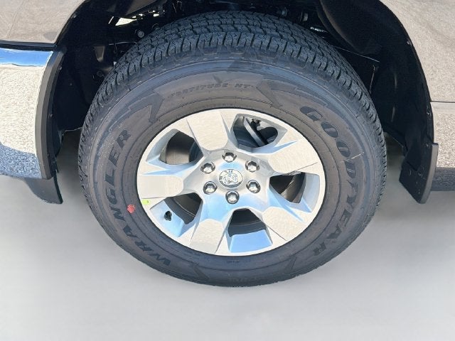 2027 RAM 1500 Big Horn/Lone Star