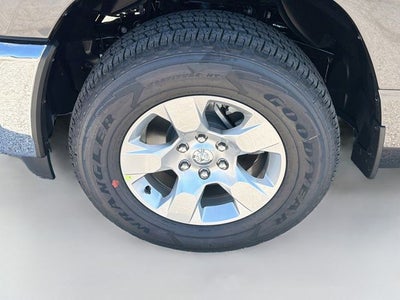 2027 RAM 1500 Big Horn/Lone Star