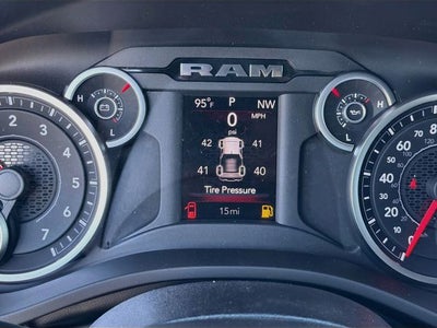 2027 RAM 1500 Big Horn/Lone Star