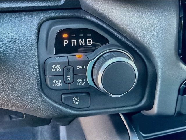 2027 RAM 1500 Big Horn/Lone Star