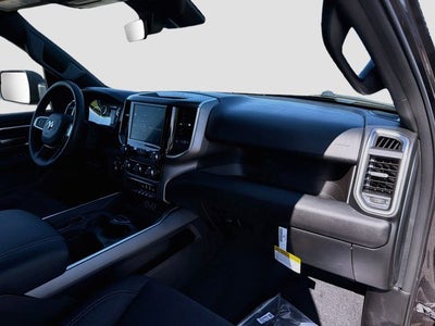 2027 RAM 1500 Big Horn/Lone Star