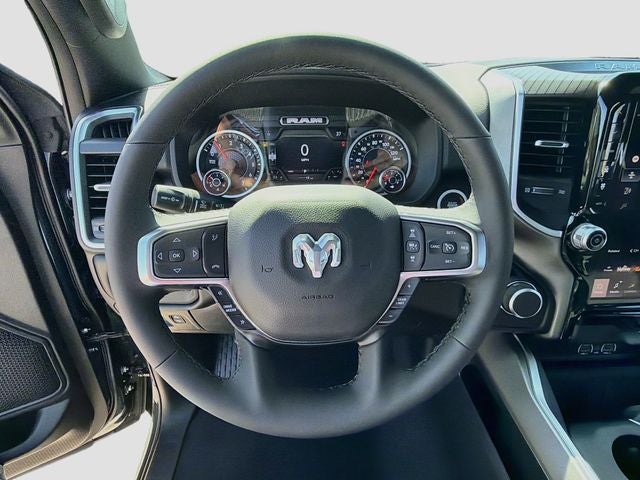 2027 RAM 1500 Big Horn/Lone Star
