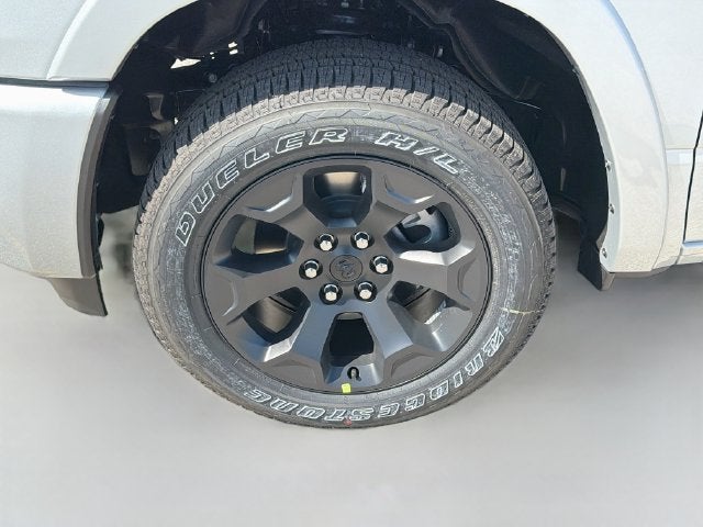 2027 RAM 1500 Big Horn/Lone Star