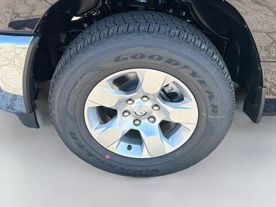 2027 RAM 1500 Big Horn/Lone Star