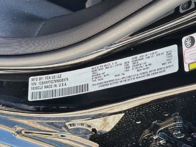 2027 RAM 1500 Big Horn/Lone Star