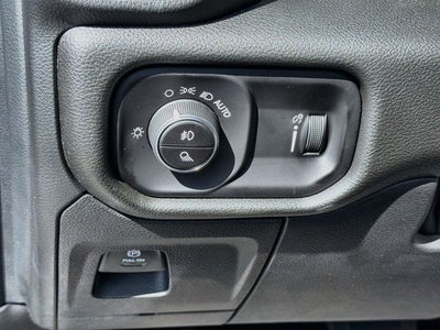 2027 RAM 1500 Big Horn/Lone Star