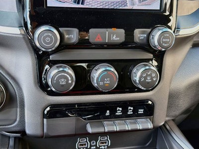 2027 RAM 1500 Big Horn/Lone Star