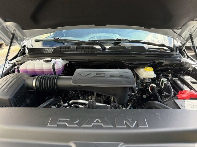 2027 RAM 1500 Big Horn/Lone Star