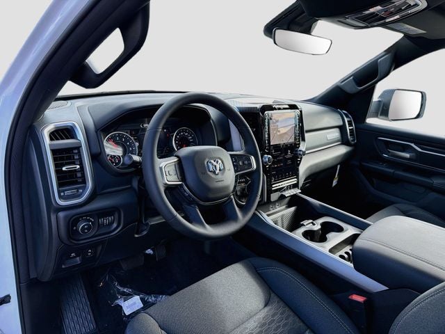 2027 RAM 1500 Big Horn/Lone Star