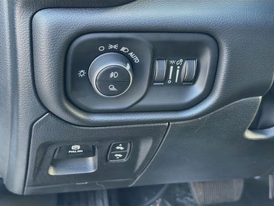 2027 RAM 1500 Big Horn/Lone Star