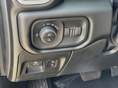 2027 RAM 1500 Big Horn/Lone Star