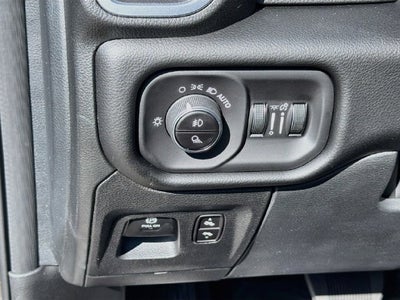 2027 RAM 1500 Big Horn/Lone Star