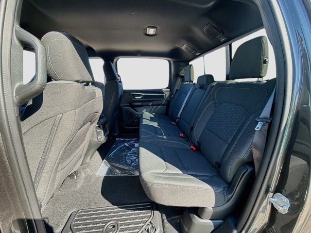 2027 RAM 1500 Big Horn/Lone Star