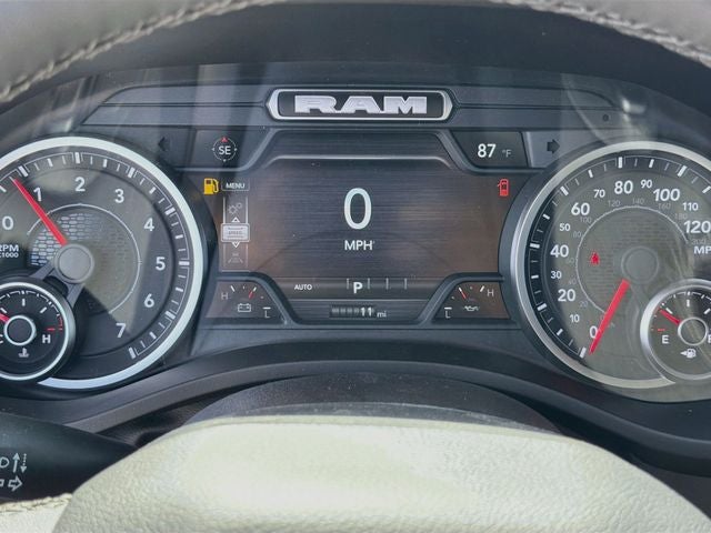 2027 RAM 1500 Big Horn/Lone Star