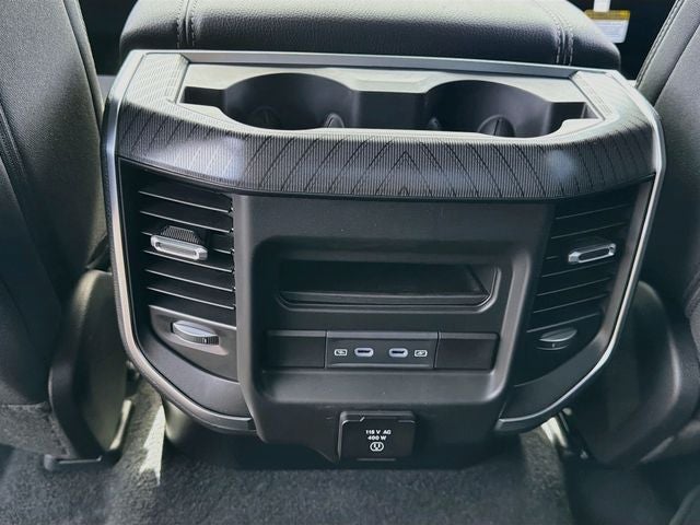 2027 RAM 1500 Big Horn/Lone Star