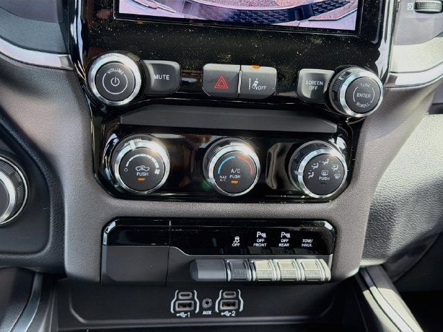 2027 RAM 1500 Big Horn/Lone Star