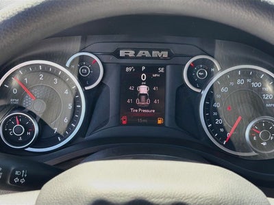 2027 RAM 1500 Big Horn/Lone Star