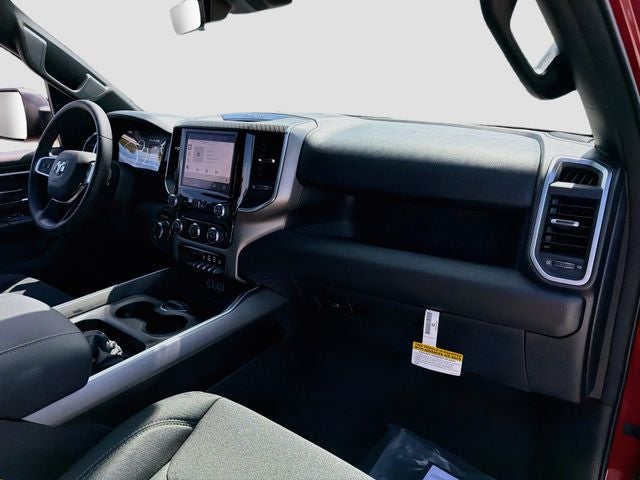 2027 RAM 1500 Big Horn/Lone Star