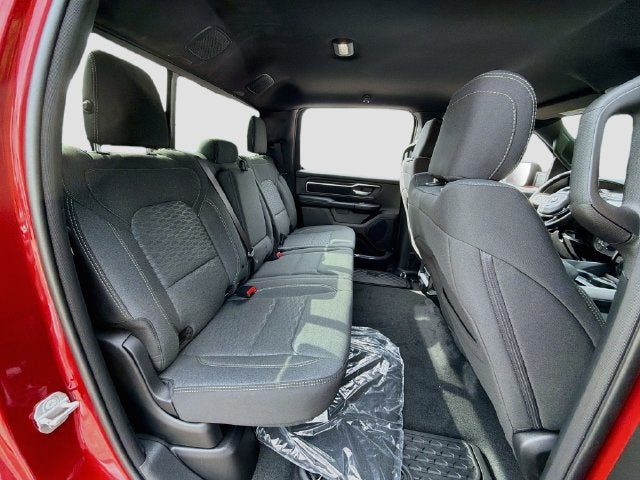 2027 RAM 1500 Big Horn/Lone Star