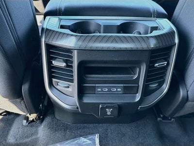 2027 RAM 1500 Big Horn/Lone Star