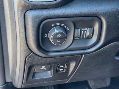 2027 RAM 1500 Big Horn/Lone Star