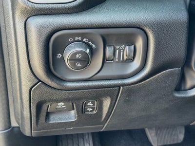 2027 RAM 1500 Big Horn/Lone Star