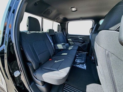 2027 RAM 1500 Big Horn/Lone Star