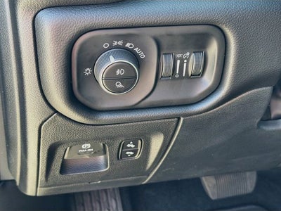 2027 RAM 1500 Big Horn/Lone Star