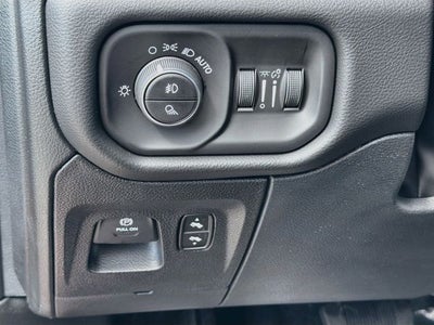 2027 RAM 1500 Big Horn/Lone Star