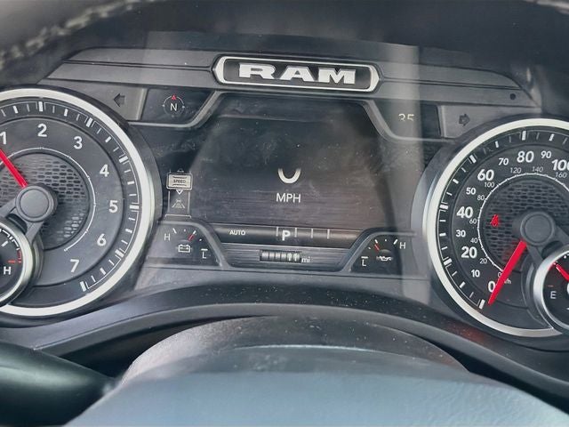 2027 RAM 1500 Big Horn/Lone Star