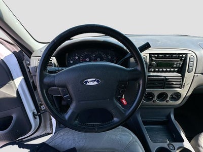 2005 Ford Explorer XLT
