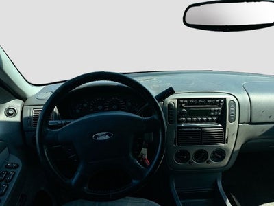 2005 Ford Explorer XLT