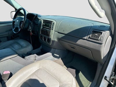 2005 Ford Explorer XLT