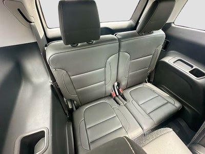 2023 GMC Acadia SLT BOSE AUDIO