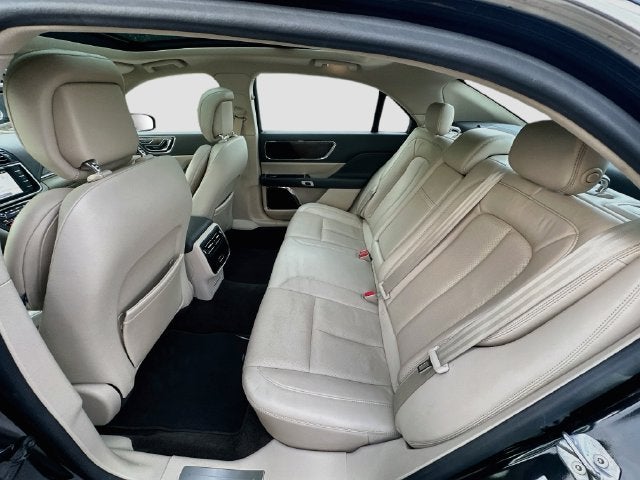 2018 Lincoln Continental Select