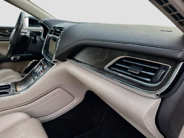 2018 Lincoln Continental Select