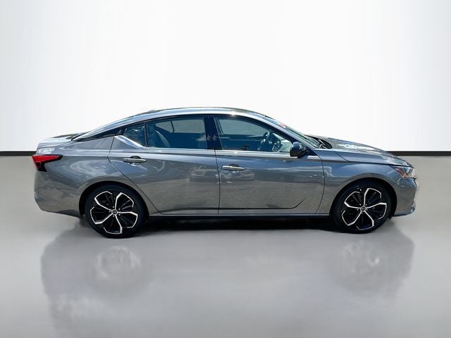 2024 Nissan Altima 2.5 SR BLIND SPOT WARNING - LANE DEPARTURE WARNING