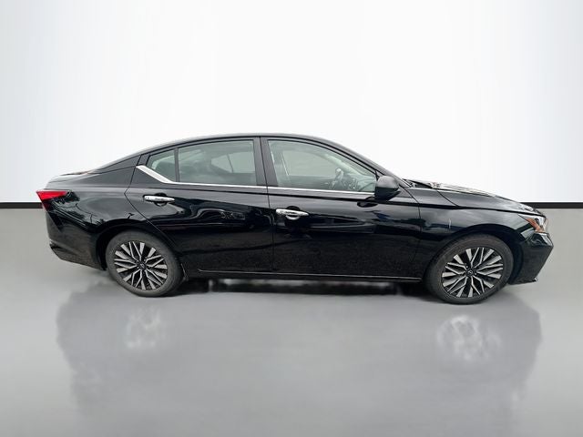 2024 Nissan Altima 2.5 SV BLIND SPOT WARNING - LANE DEPARTURE WARNING