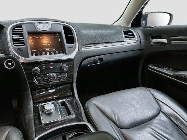 2015 Chrysler 300 Limited