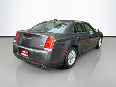 2015 Chrysler 300 Limited
