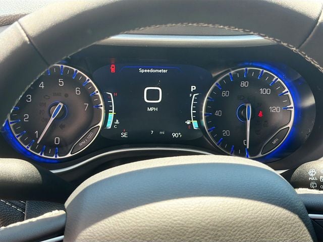 2027 Chrysler Pacifica Select