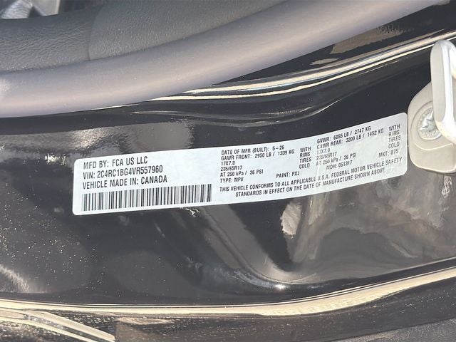 2027 Chrysler Pacifica Select